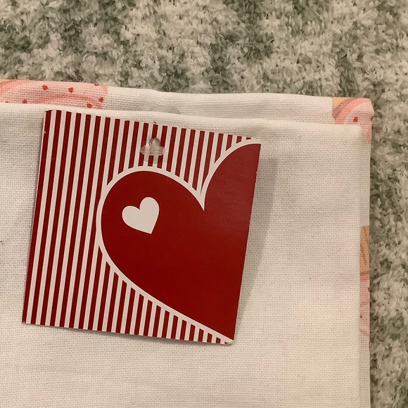 Pink Beaded Cupcake Kitchen Towels Set of Two NWT Cotton 20x28” Valentine - Picture 8 of 16